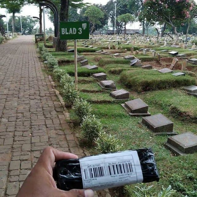 Lika-liku Perjalanan Kurir Paket Sampai ke Tujuan, Lewati Momen Kocak Hingga Menyedihkan