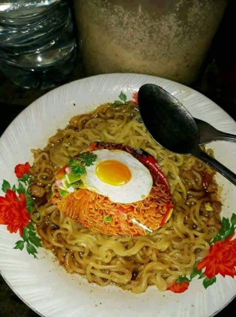 10 Foto Kreatifitas Plating Makanan Low Budget, Tetap Gengsi Meski Duit Lagi Tipis~