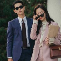 8 Gaya Berpakaian ala Pasangan di K-Drama. Bisa Disontek nih Buat OOTD Kamu dan si Dia~