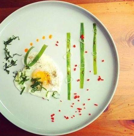 10 Foto Kreatifitas Plating Makanan Low Budget, Tetap Gengsi Meski Duit Lagi Tipis~