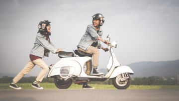 Vespa Klasik Bikin Asyik, Siap Menemani Perjalananmu