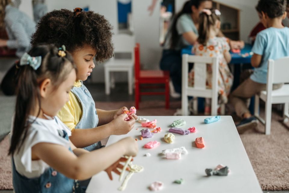 Suasana Belajar TK di Jepang yang Ideal dan Asyik untuk Anak-Anak. Kepoin, Yuk!