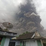 Gunung Semeru Erupsi, 13 Orang Meninggal Puluhan Korban Lain Alami Luka Bakar