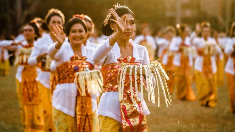 Pengaruh Budaya Populer K-pop! Apakah Kebudayaan Indonesia Terlupakan?