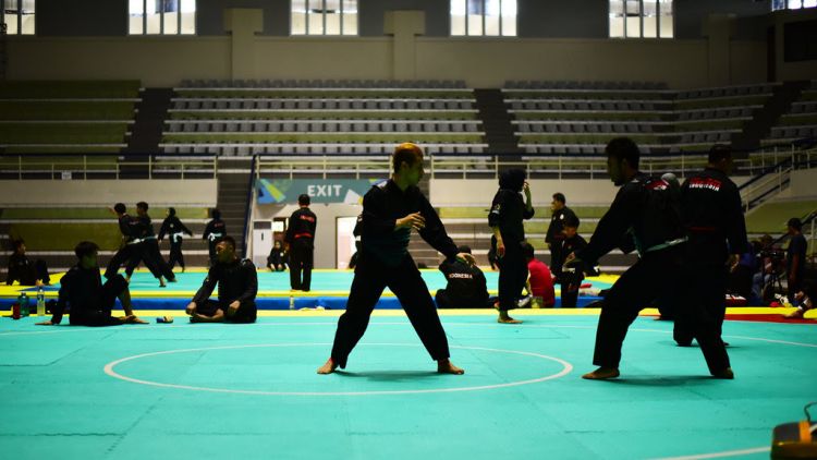 Pencak Silat Sebagai Bentuk Budaya Modern Penyeimbang Globalisasi