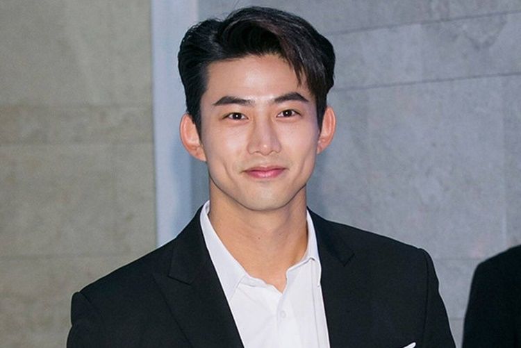 9 Artis Korea yang Pernah Berperan Ganda di Serial Drama. Sungguh Berbakat!