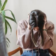 Penuh Dilema, Inilah 5 Penyebab Betapa Susahnya Keluar dari Toxic Relationship