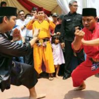 Begini Pelaksanaan Tradisi Palang Pintu dan Maknanya