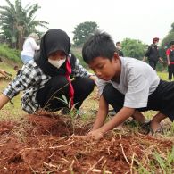 Komunitas Bekasi Kompak Tanam Kebaikan di Awal Tahun Lewat Tanam Pohon di Festival Pohon: Beks to Nature