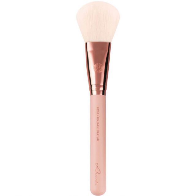 Blush brush