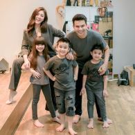 Jonathan Frizzy dan Dhena Devanka Resmi Bercerai. Hak Asuh Jatuh ke Tangan Dhena