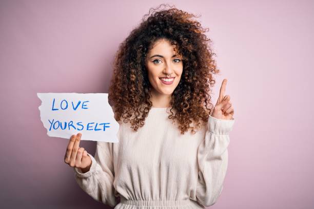 Berhenti Menyalahkan Dirimu Sendiri! Terapkan 5 Cara Self Love Ini Untuk Hidup yang Lebih Baik