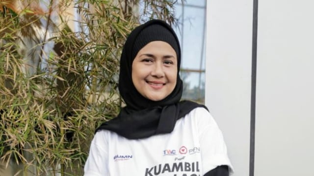 Mendiang Ria Irawan