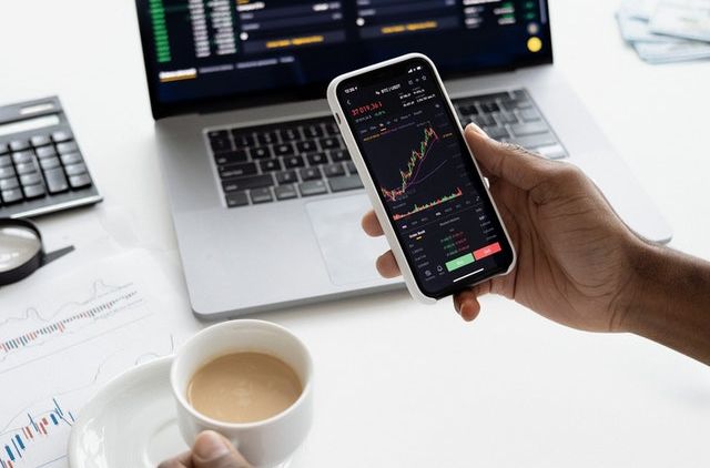 Investasi Sering Menjadi Perbincangan, Berikut Tips Membeli Saham untuk Investor Pemula!