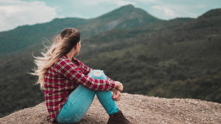 Journey to Find Love: Memilih Tetap Bertahan Meski Ada Kesempatan untuk Mencari yang Lebih Baik