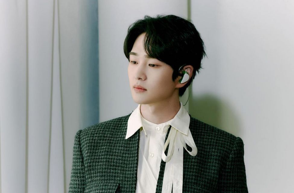 Pernyataan SM Entertainment yang mengonfirmasi kabar Onew rilis album solo