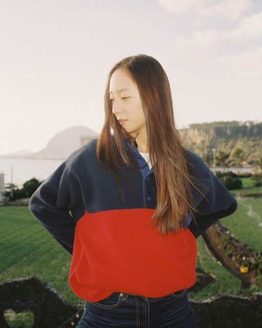 Potret gaya cantik Krystal Jung