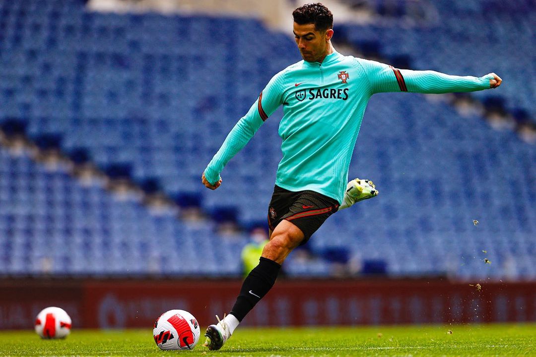 Ronaldo Geram Ditanya Kapan Pensiun dari Timnas Portugal