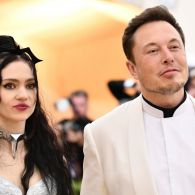 Elon Musk dan Grimes Ungkap Telah Memiliki Anak Kedua Lewat Ibu Pengganti