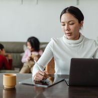 Perjalananku Menjadi Wanita yang Bisa Berdaya dan Bisa Membahagiakan Diri Sendiri