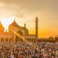 Bulan Suci Ramadhan Tiba, Apa saja sih yang Perlu dipersiapkan? Yuk, Niatkan Ibadah mulai dari Hal Kecil!