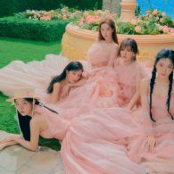 Berkenalan Dengan Lukisan Dalam Music Video Red Velvet: Feel My Rhythm