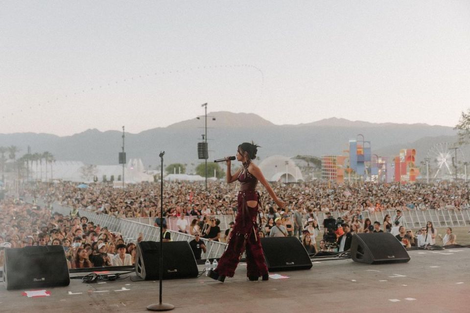 Niki Zefanya di Coachella