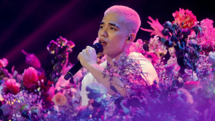 Tampil Apik dengan Lagu Supermarket Flower, Alvin Raih Juara X Factor Indonesia 2022