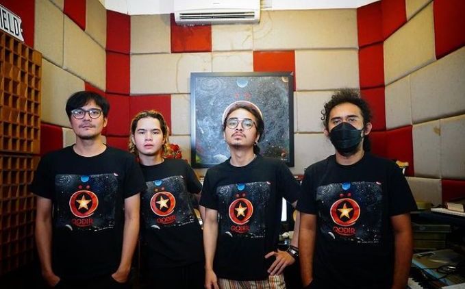 Dul Jaelani Buat Band Rock Bernama Qodir, Langsung Rilis Album Baru