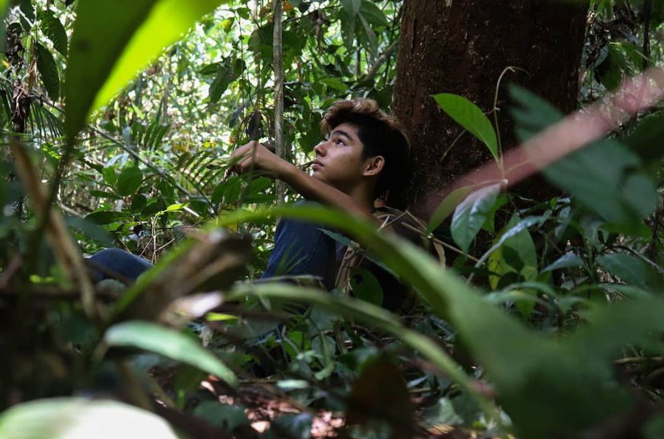 Konten survive 24 jam di hutan miliknya viral