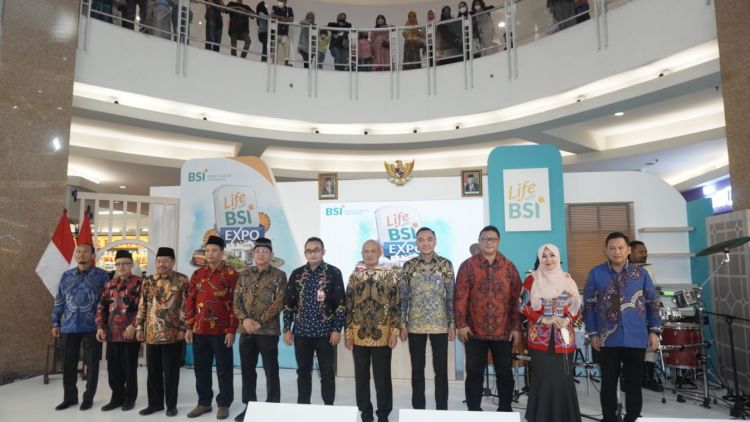 Promosikan Produk Lebih Gencar, BSI Adakan Life with BSI Expo di Surabaya