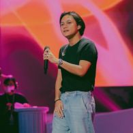 Sikap Rizky Febian Saat Ada Fan Pingsan di Tengah Konser, Tuai Pujian: Good Attitude!