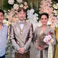 Momen Hanung Bramantyo Disebut Mirip Jesse Choi Suami Maudy Ayunda Saat Foto Bersama