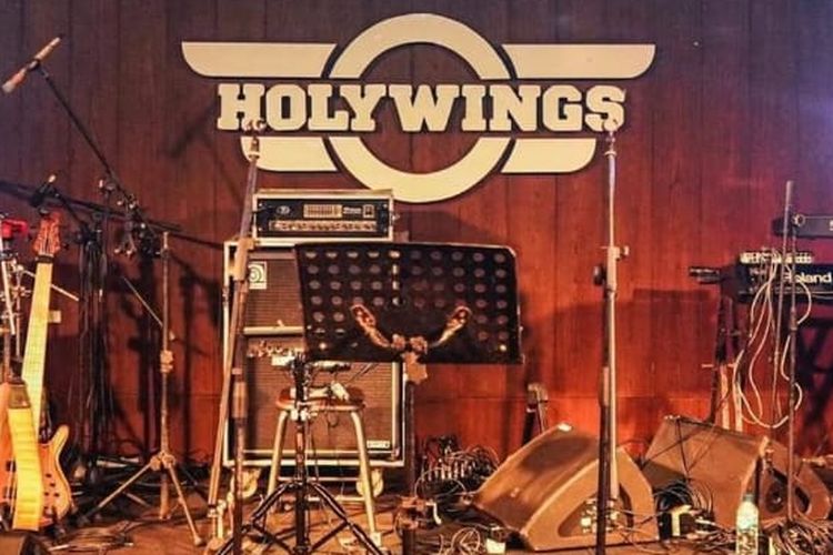 Dokumen izin usaha Holywings tidak lengkap