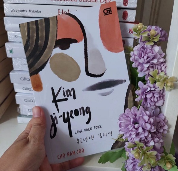 Kim Ji-yeong Lahir Tahun 1982 buku karya Cho Nam Joo | Photo by @anggiareads on www,instagram.cm