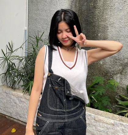 Potret Cantik Melati Eks Member JKT48 yang Viral Jualan Nasi Bakar