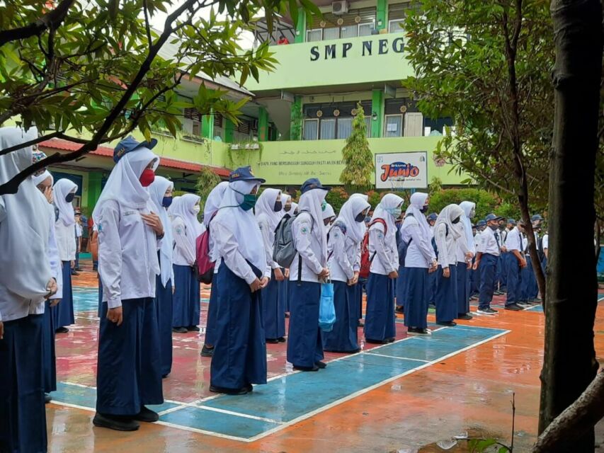 Setelah Lulus SD dan Masuk SMP, Sederet Persoalan ini Dulu Pasti Pernah Bikin Kamu Kaget