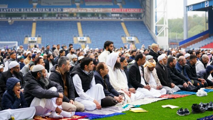 Blackburn Rovers Kembali Buka Markas Klub Ewood Park untuk Salat Idul Adha