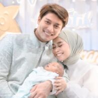 Intip 5 Potret Kebahagiaan Lesti Kejora dan Rizky Billar Bersama Sang Anak. Bisa Jadi Inspirasi Foto Keluarga