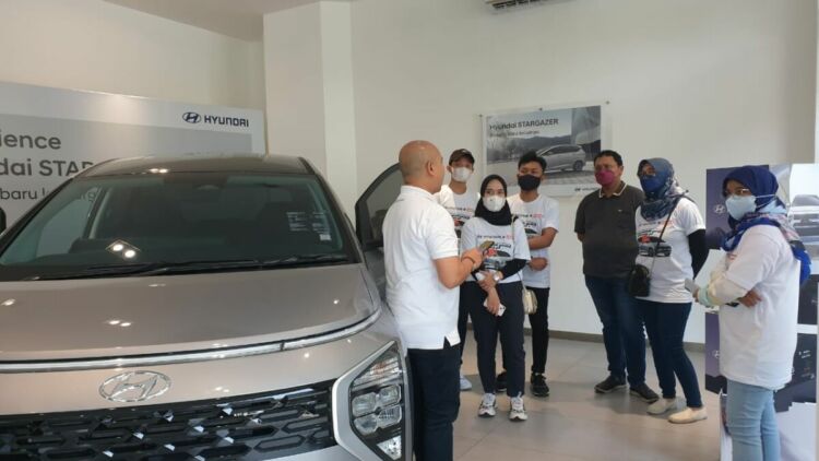 Lima Hal ini Bikin Kamu Mantap Memilih Hyundai Stargazer sebagai Mobil Keluarga!