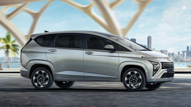 Primadona Baru Pasar LMPV di Indonesia: Hyundai Stargazer 2022