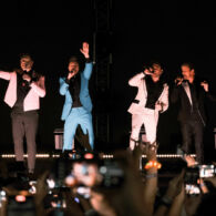 Gelap-gelapan, Konser “The Wild Dreams Tour” Westlife di Prambanan Berlangsung Intimate