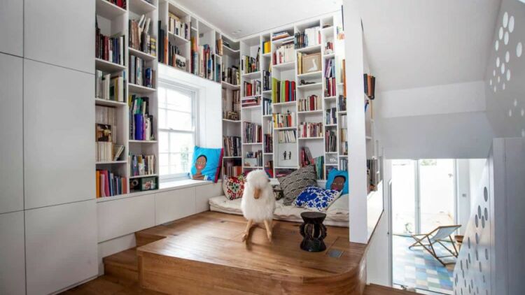 5 Ide Reading Nook Estetik di Rumah, Tenang dan Cozy Banget!