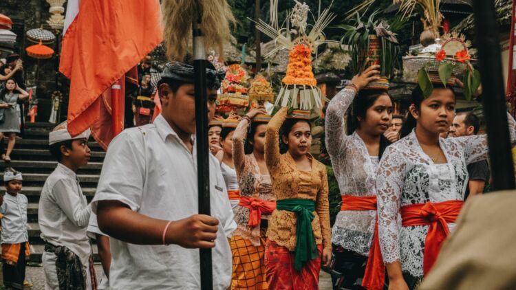 Pemerintah Tetapkan Pakaian Adat Jadi Seragam Sekolah, Begini Aturan Selengkapnya