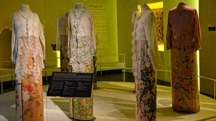 4 Negara ASEAN ini Kompak Daftarkan Kebaya ke UNESCO. Indonesia Tidak Termasuk