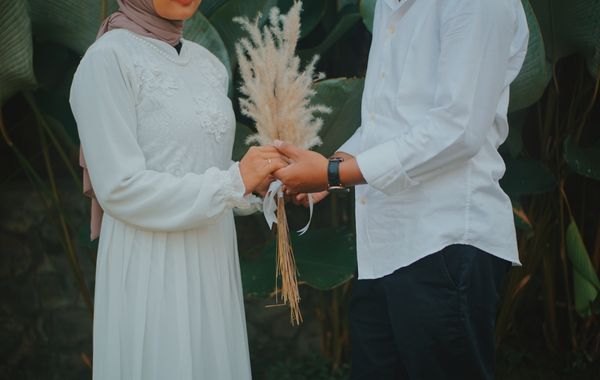 Ingat Masa Cinta Pertama dan Janji Nikah