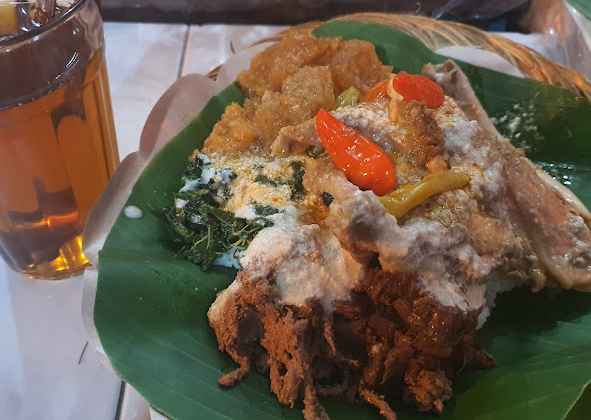 Gudeg Manggar Ayam Kampung Yu Sri