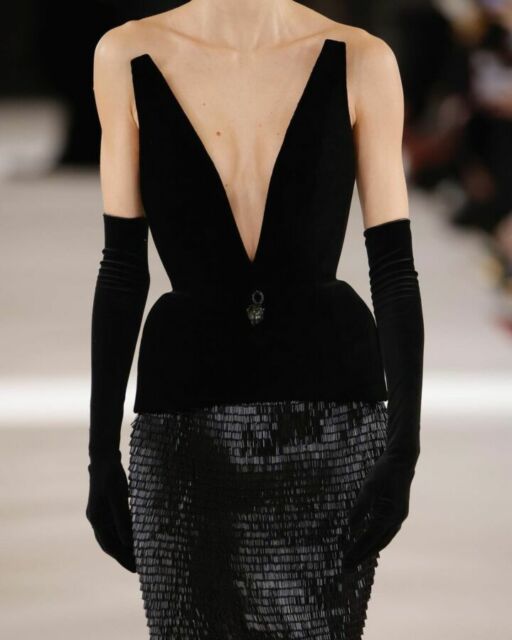 Black gown Schiaparelli