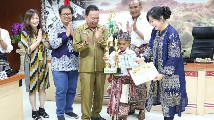 Bikin Bangga, Nono Bocah Jenius Asal NTT Juara 1 Kompetisi Matematika dari Amerika