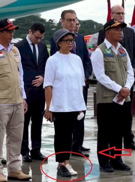 Banyak warganet yang memberi pujian dengan style unik Retno Marsudi | Credit: Instagram @retno_marsudi